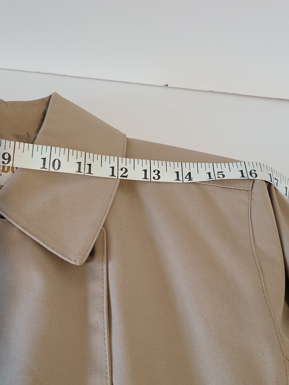 LONDON FOG VINTAGE WOMEN DOUBLE BREASTED BEIGE TRENCH C OAT-CLASSIC BELTED STYLE - Picture 12 of 16